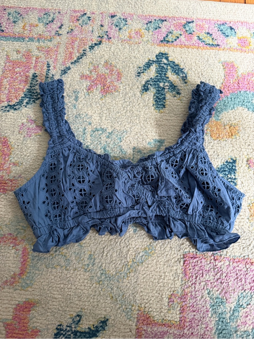 American Eagle Outfitters Blue Eyelet Cropped Tank